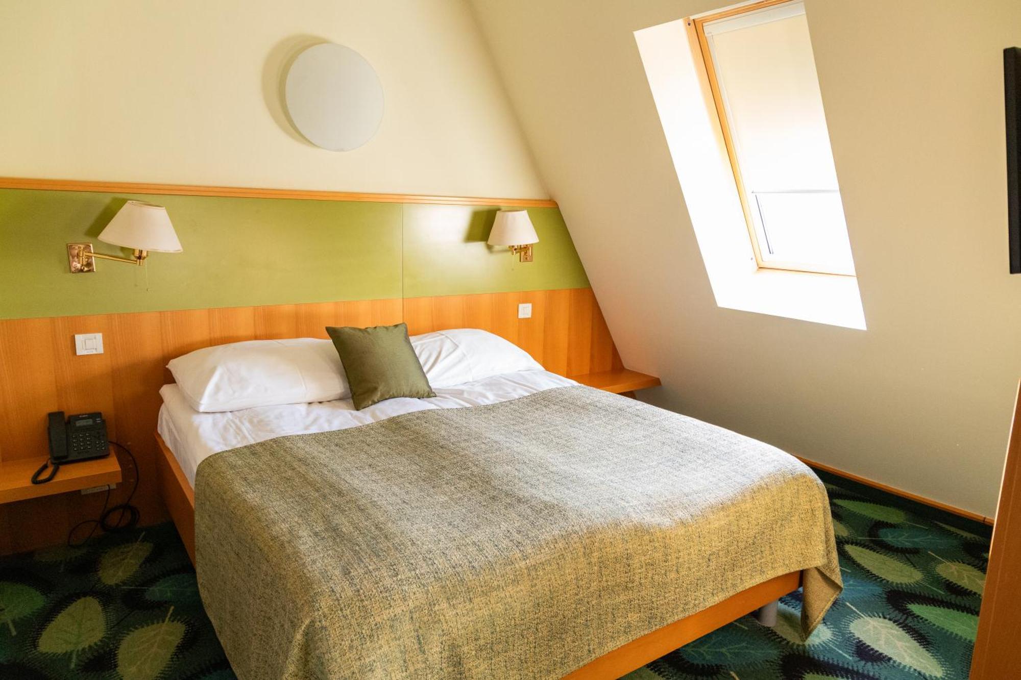 Hotel Kristal - Terme Krka Dolenjske Toplice Kamer foto