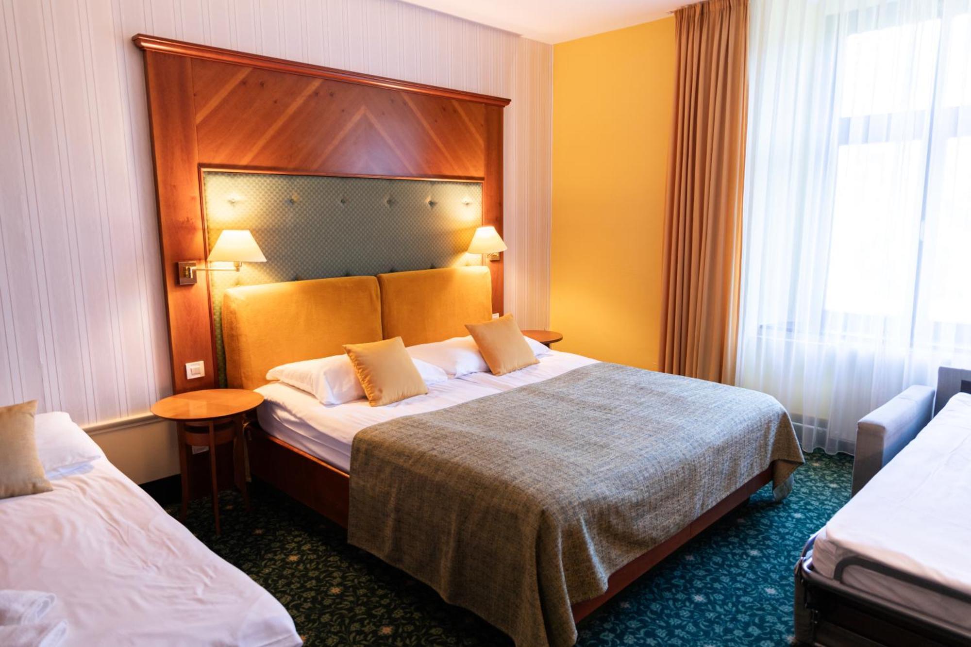 Hotel Kristal - Terme Krka Dolenjske Toplice Kamer foto